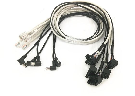 दायां कोण औद्योगिक वायर हार्नेस डीसी पावर कॉर्ड Cat5e Utp 26awg / 4p Gy जैकेट